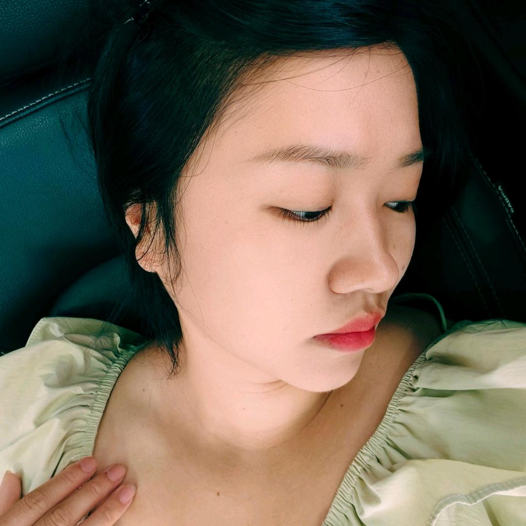 🍃       小何