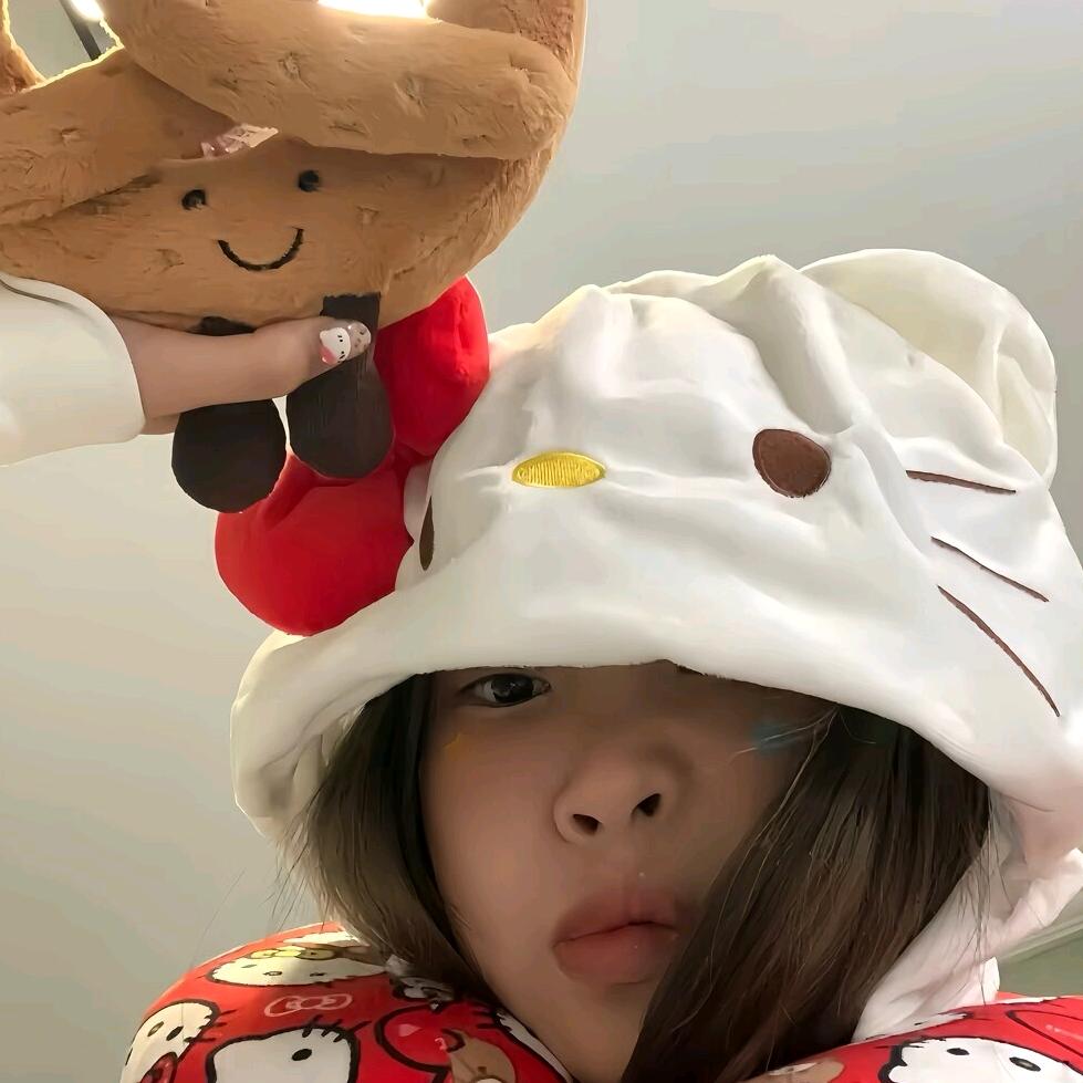 椰椰^
