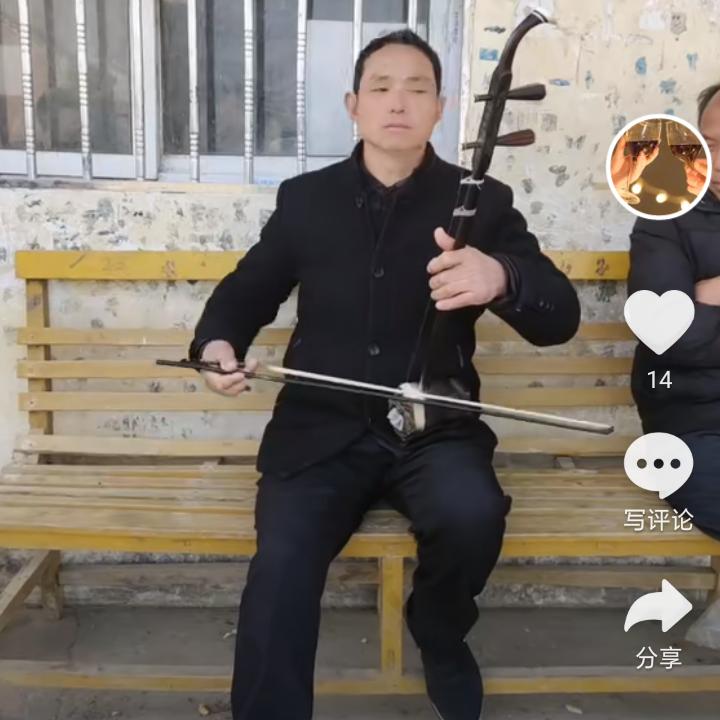 今晚的夜色真美！