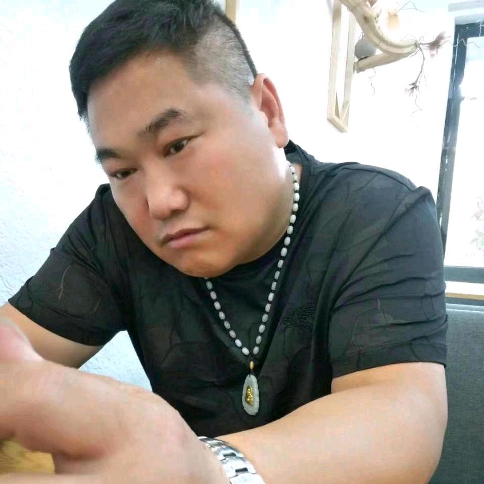 尹丁