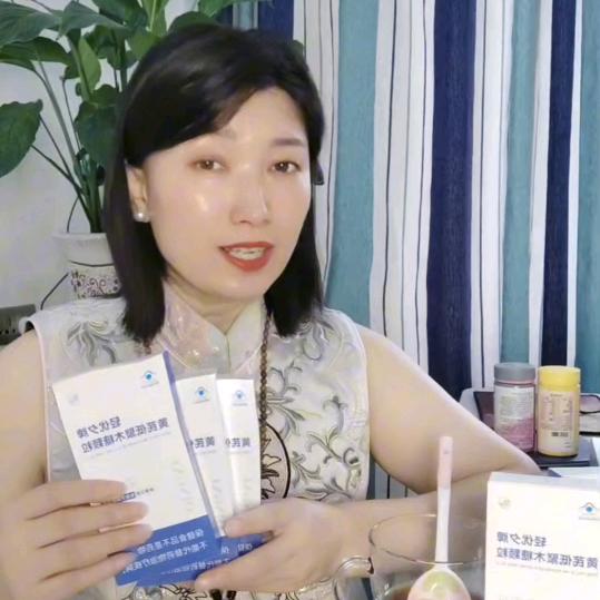 柏洋说便秘（同款在橱窗）