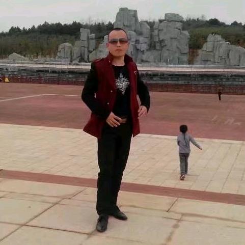 大量收购库存衣服，布料
