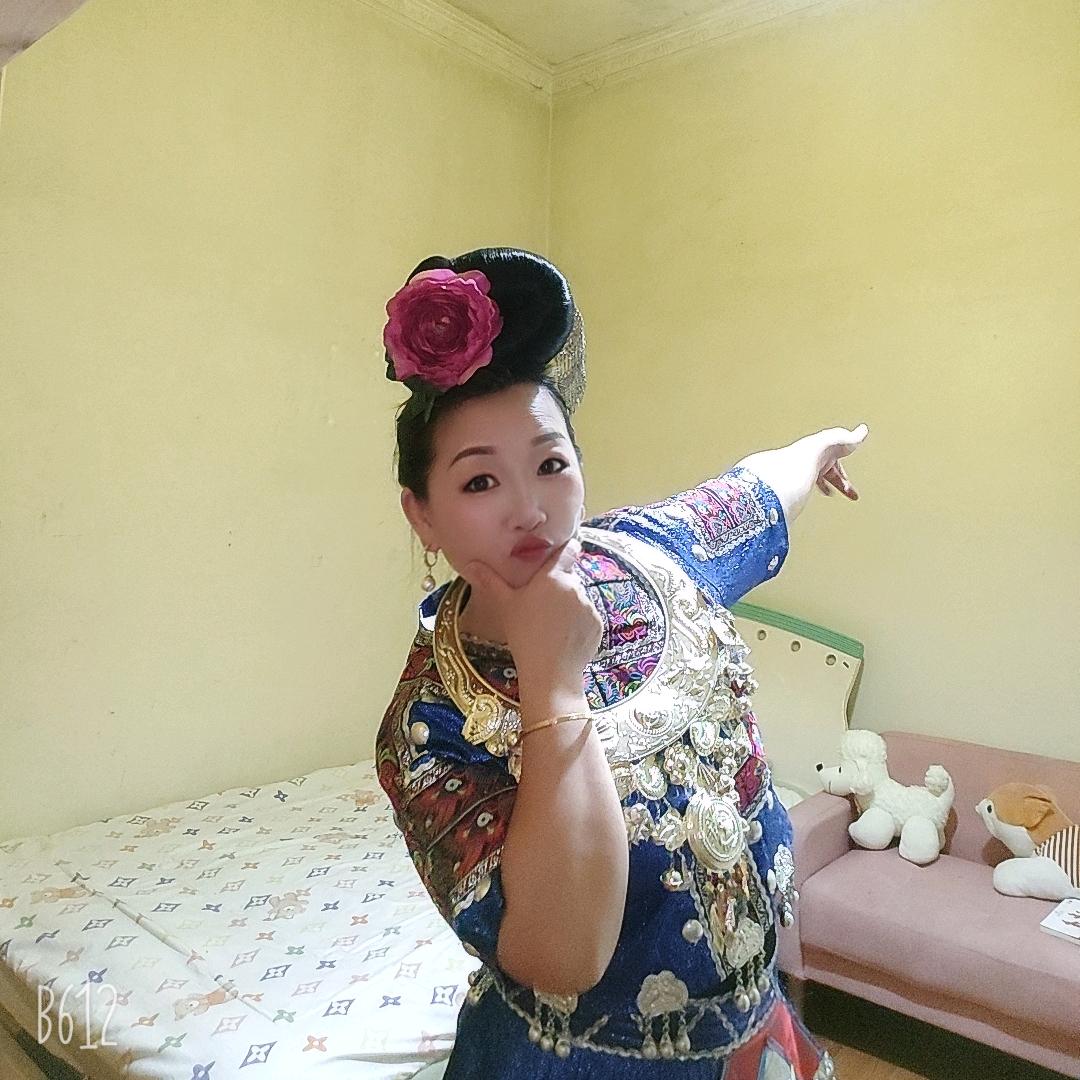 酸汤小阿姨