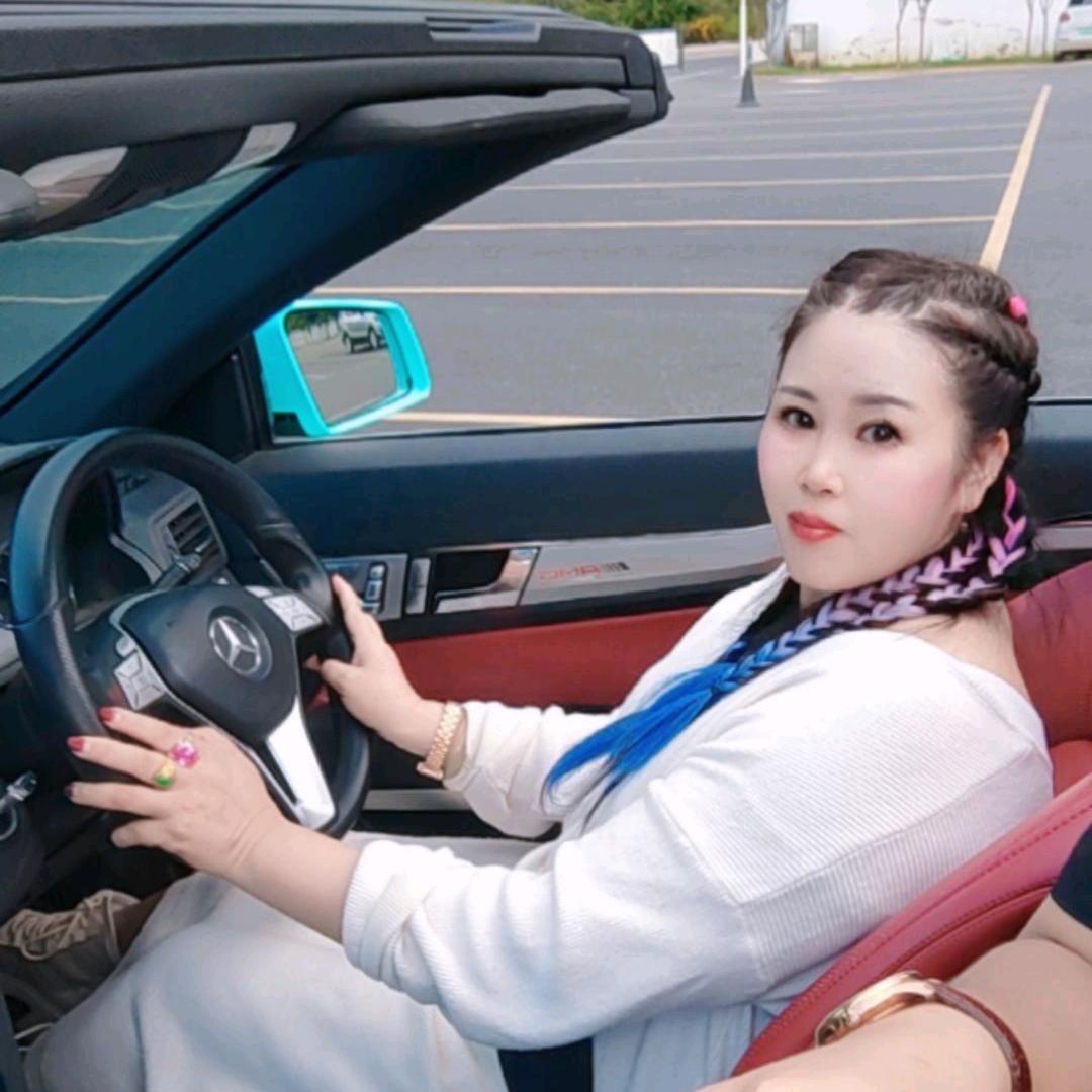 董洁
