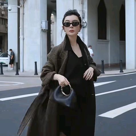 P·exiu潘依绣【直播返场】