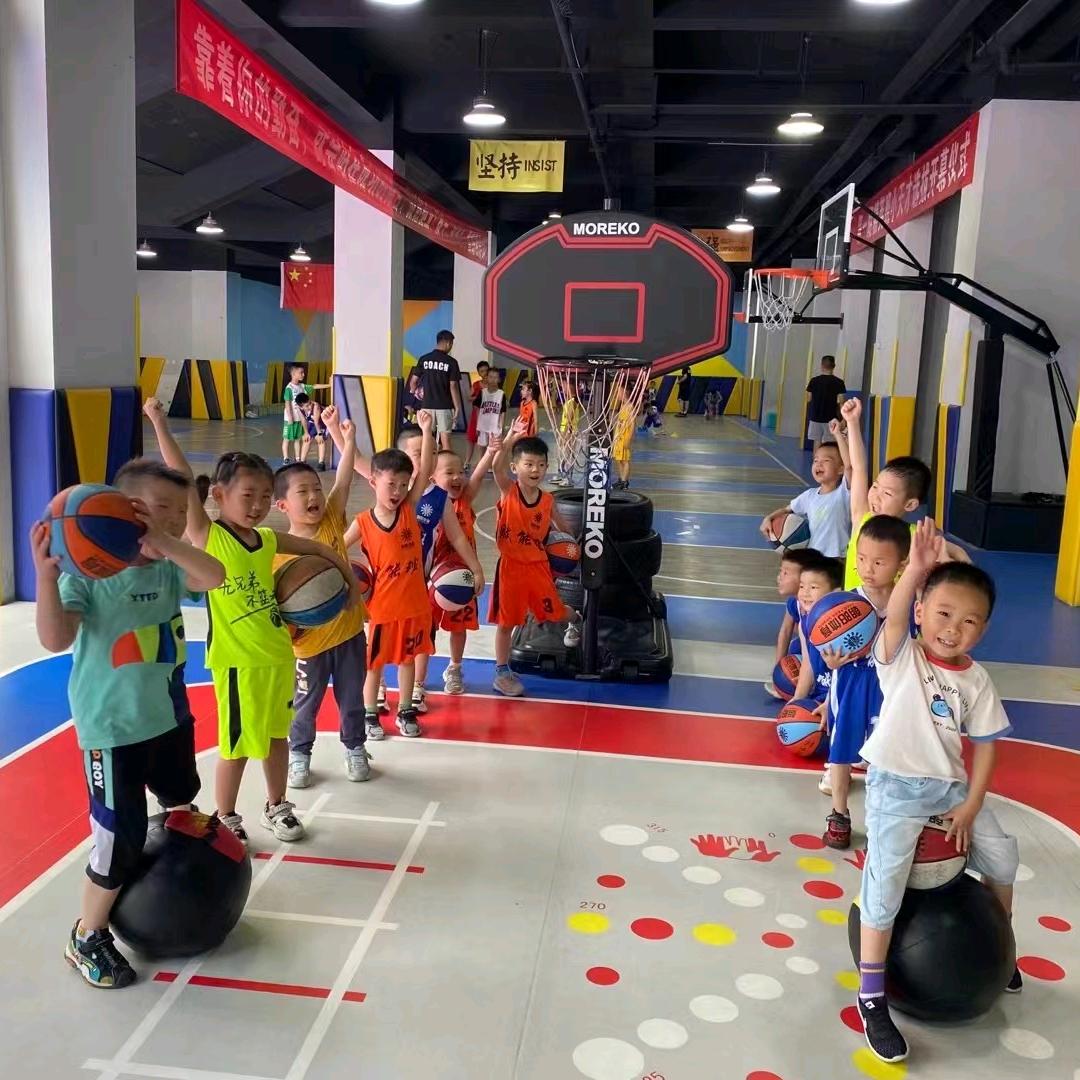 朝阳体育 小鹿教练