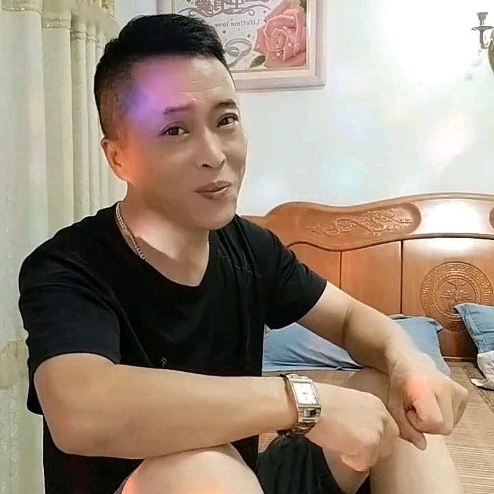 烟飞