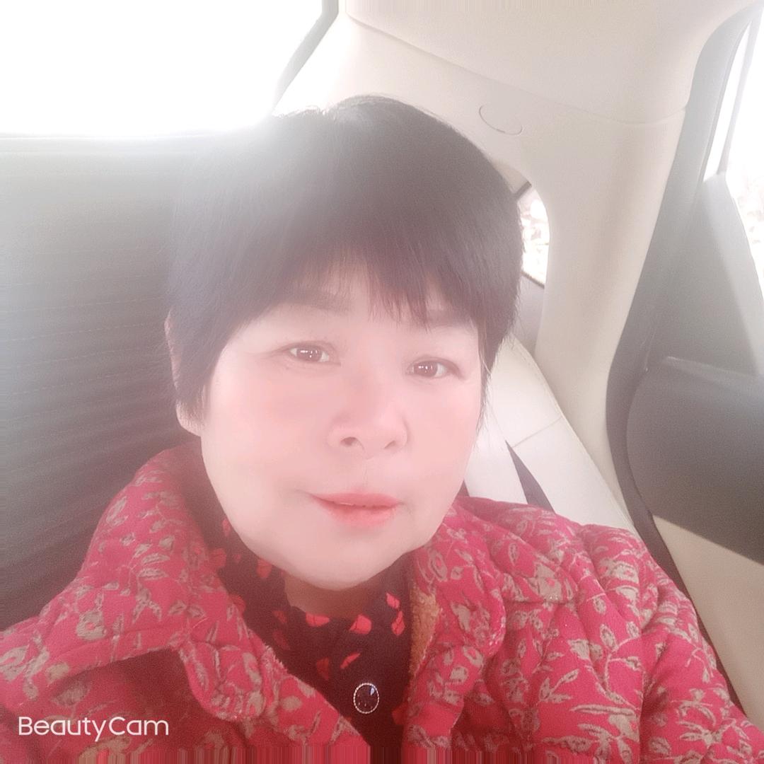荣荣姐