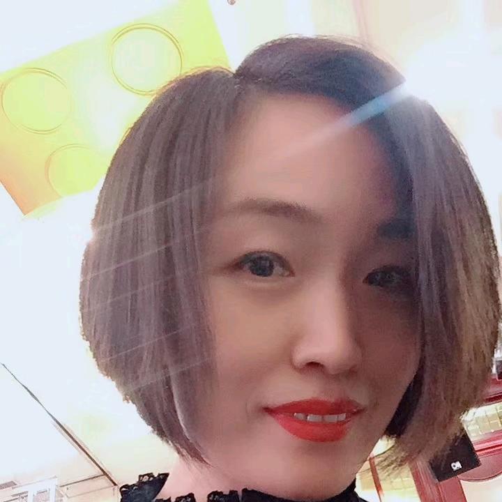 衡百国际大福娜姐