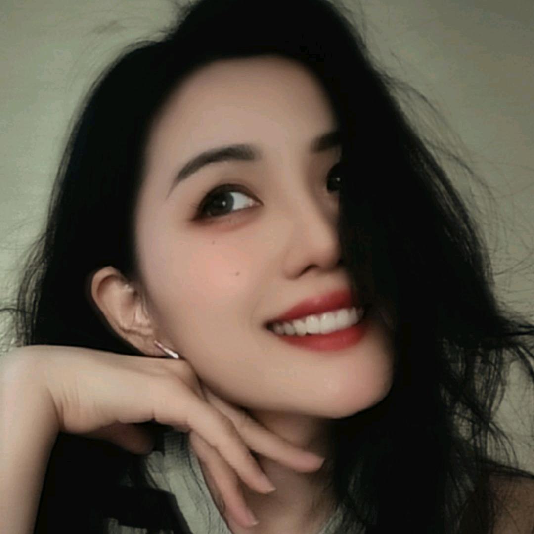 头顶一只喵喵
