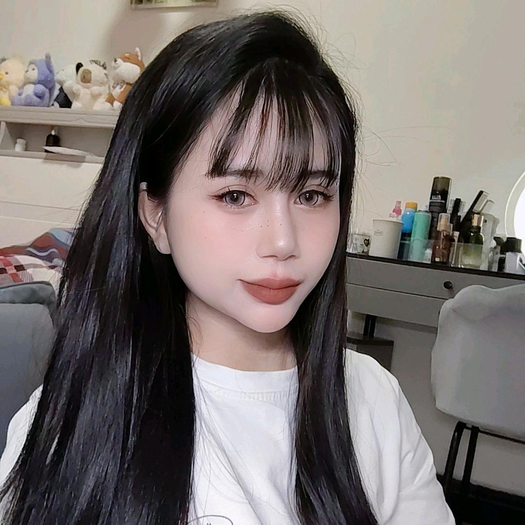 Bé phuơng🇻🇳❤️🇨🇳