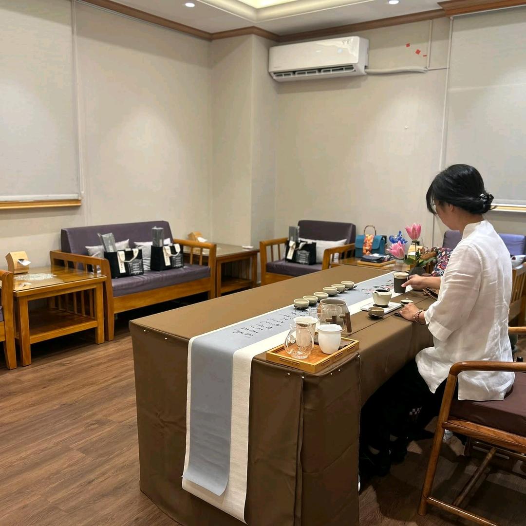 財從八方來