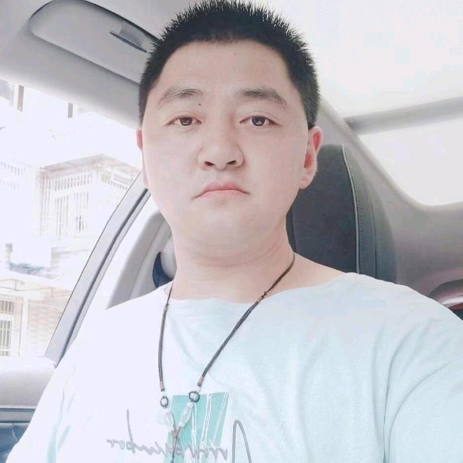 大 师 兄
