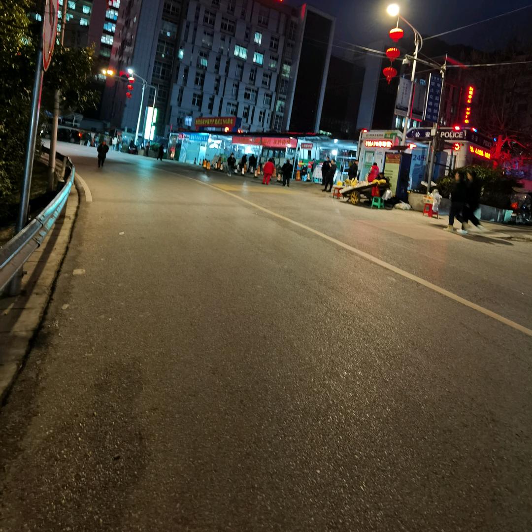 生活不易，。，