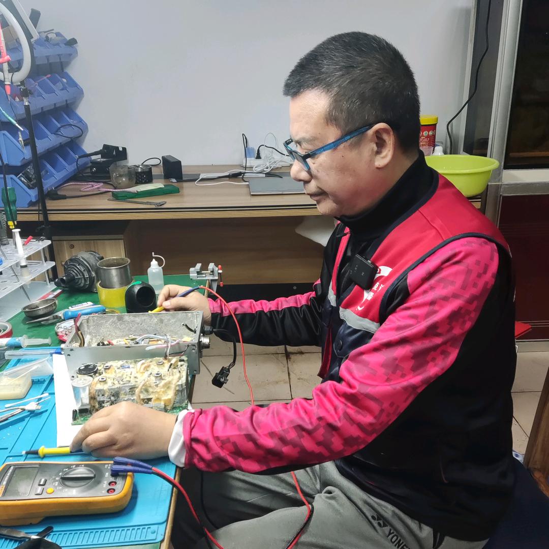 深圳洛克达新能源强哥