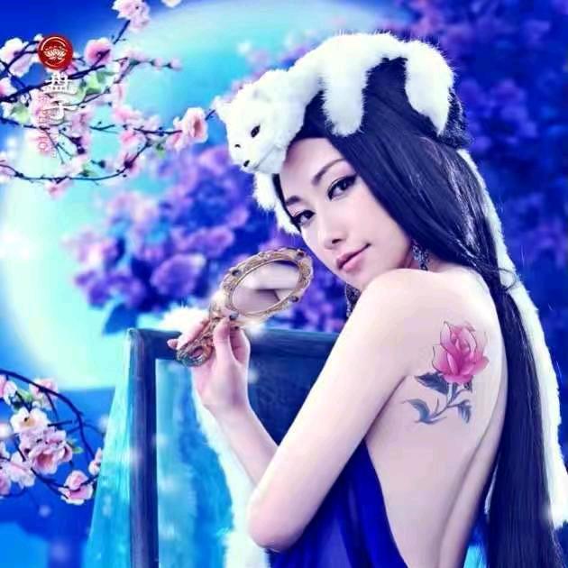 蓝色妖姬