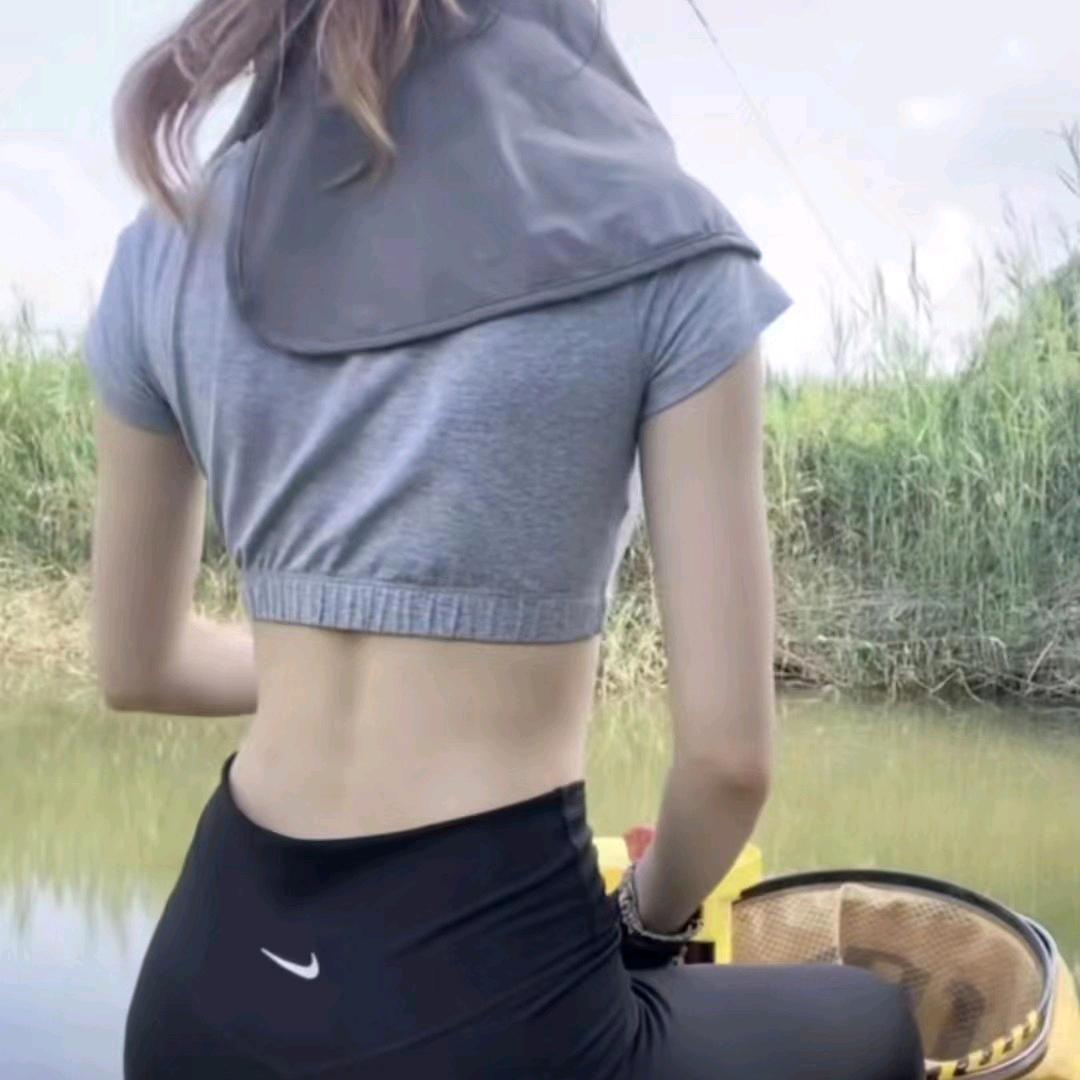 艺涵（爱钓鱼）