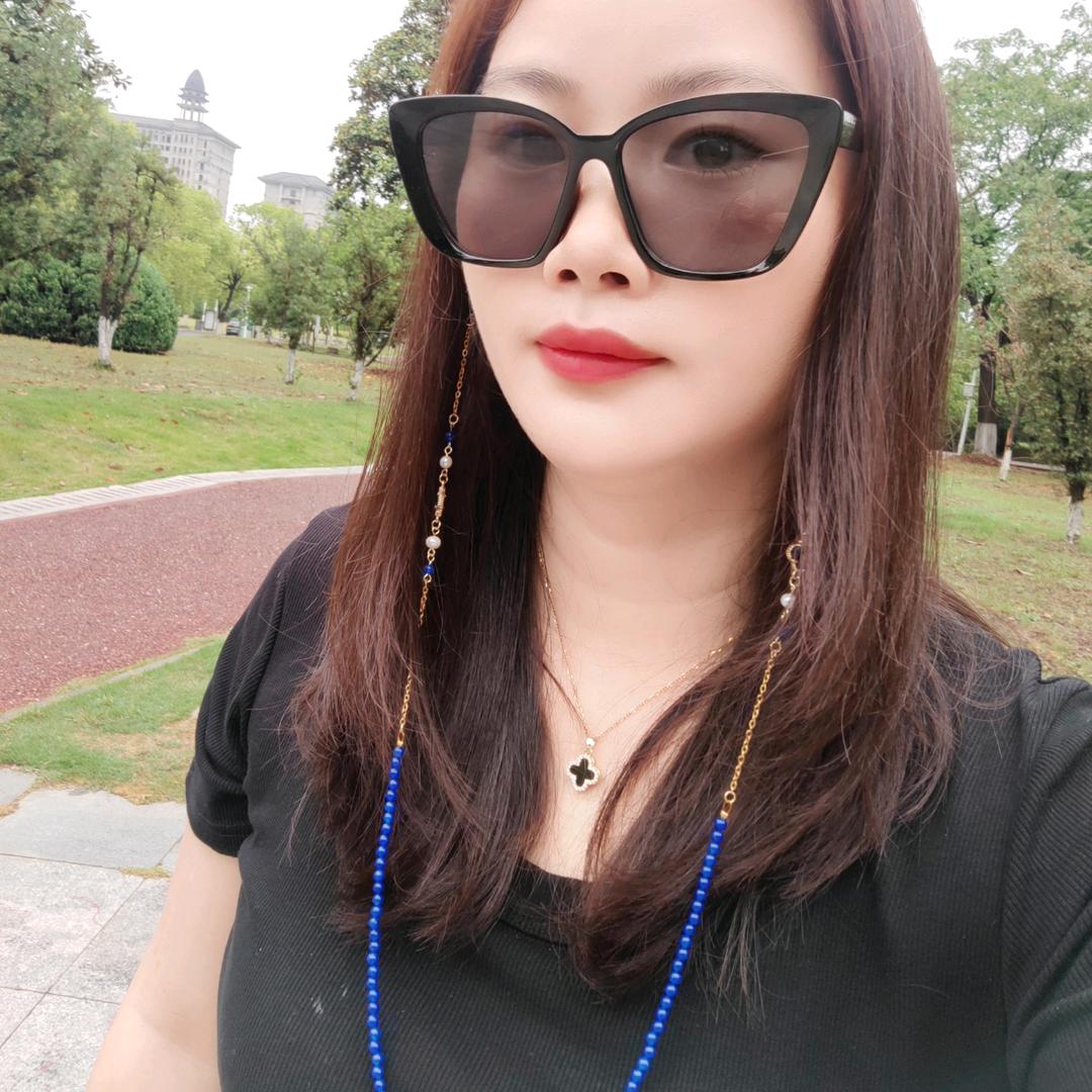 丹徒区新城国风眼镜饰品店