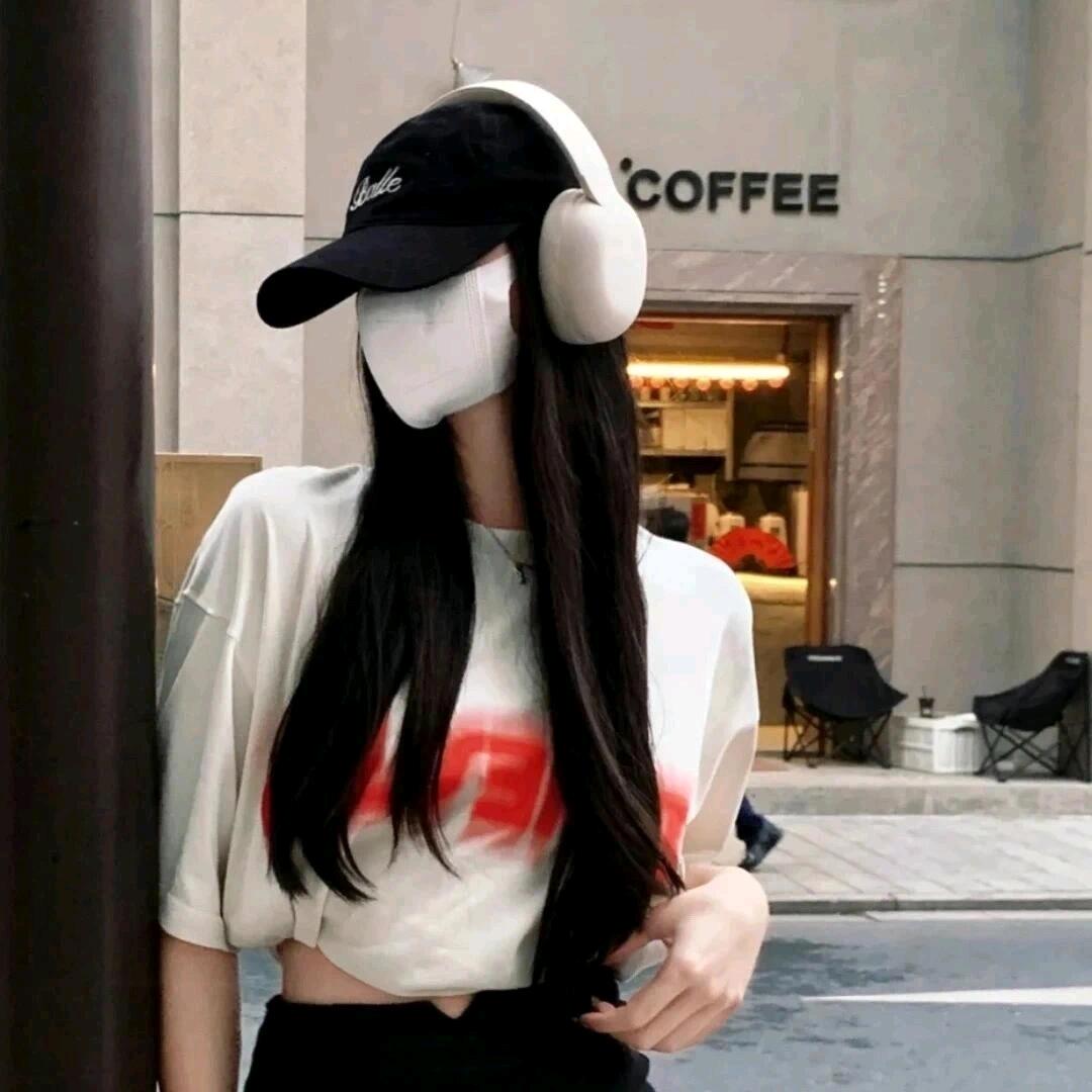 李乐悠.