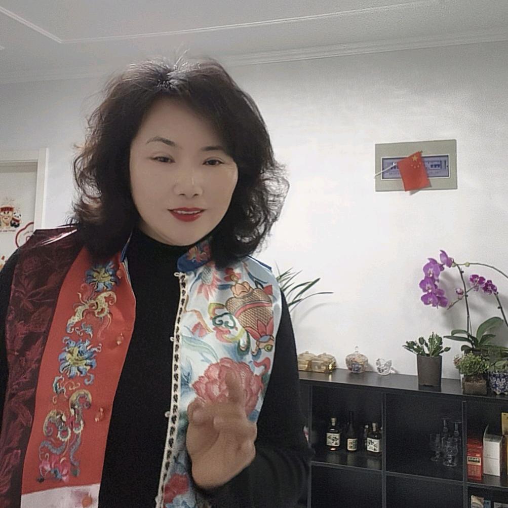 俏也不争春（拒私聊）