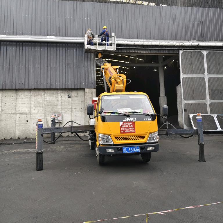 小徐租30m登高车，随车吊