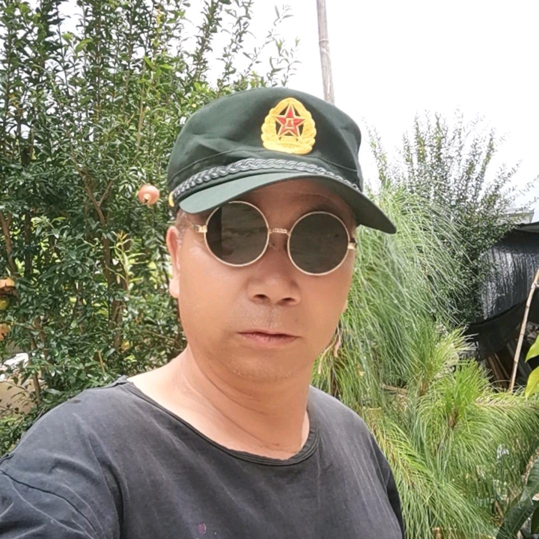 曾经当过兵