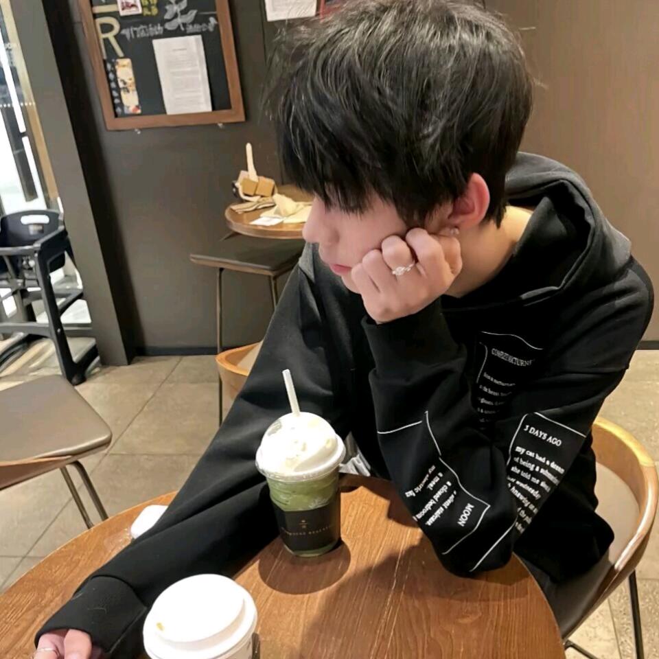茬廷.