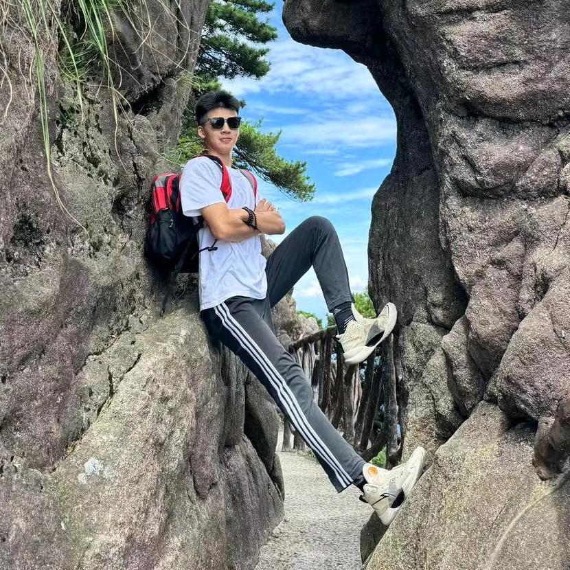 贺贺吴名