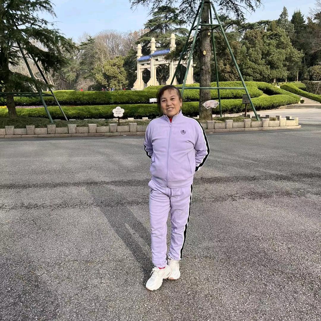 开心快 乐，