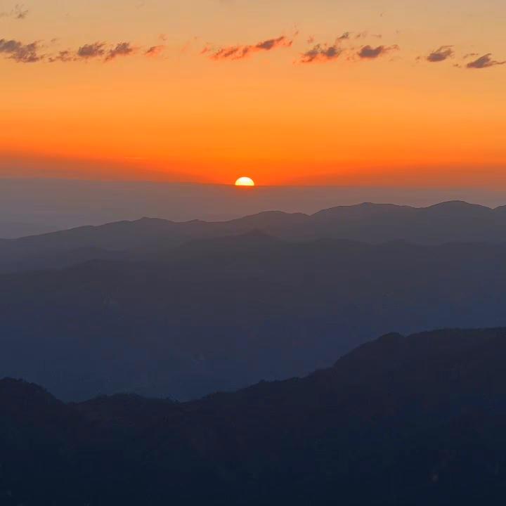 莲花山小哥哥