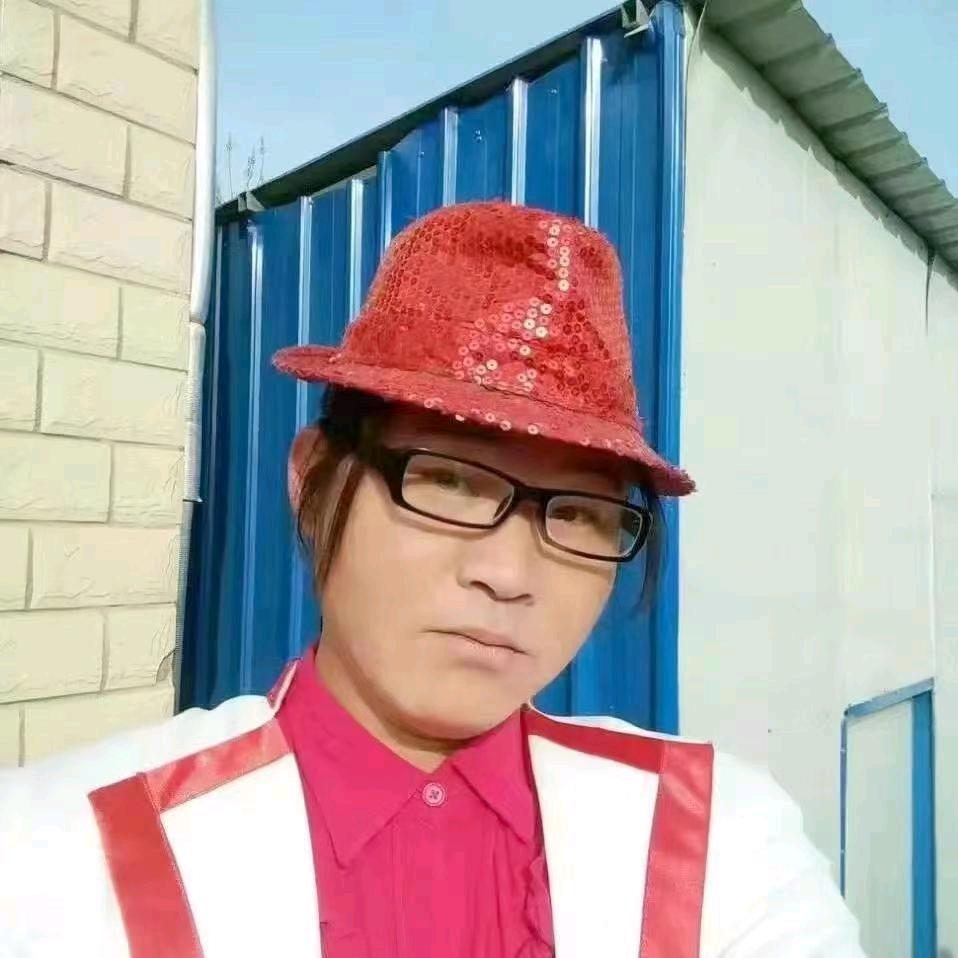 任海江大型魔术驯养