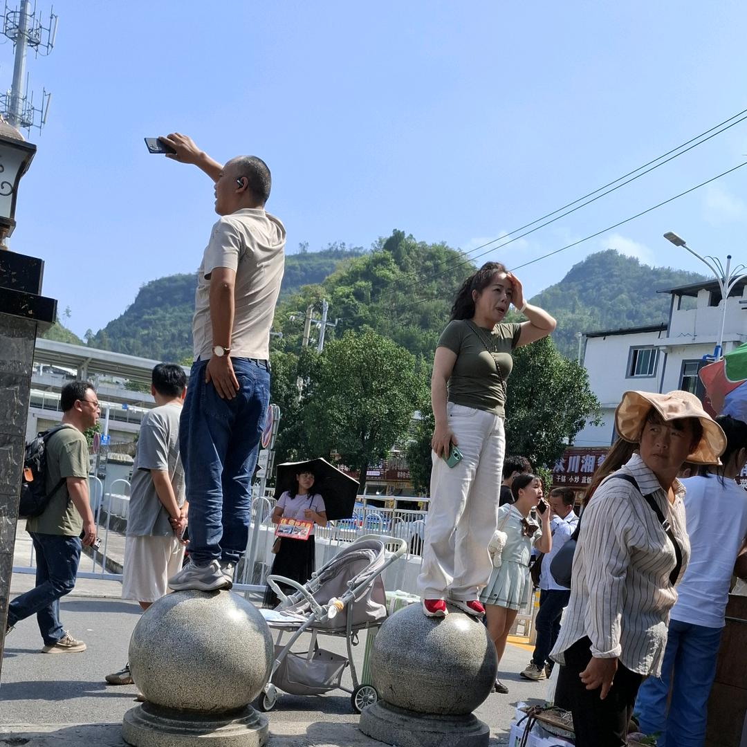 融入一体心连心