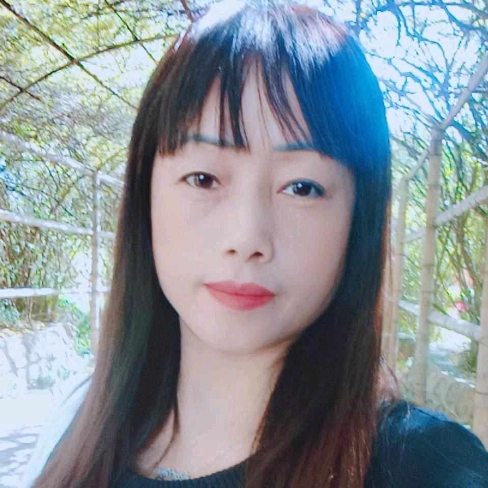 姚姚穿搭