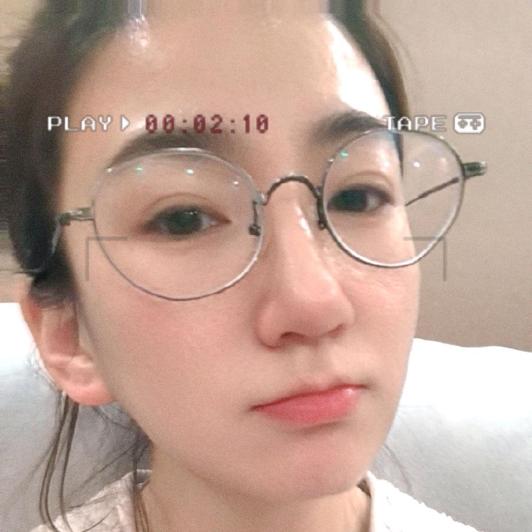 半两🎈月光