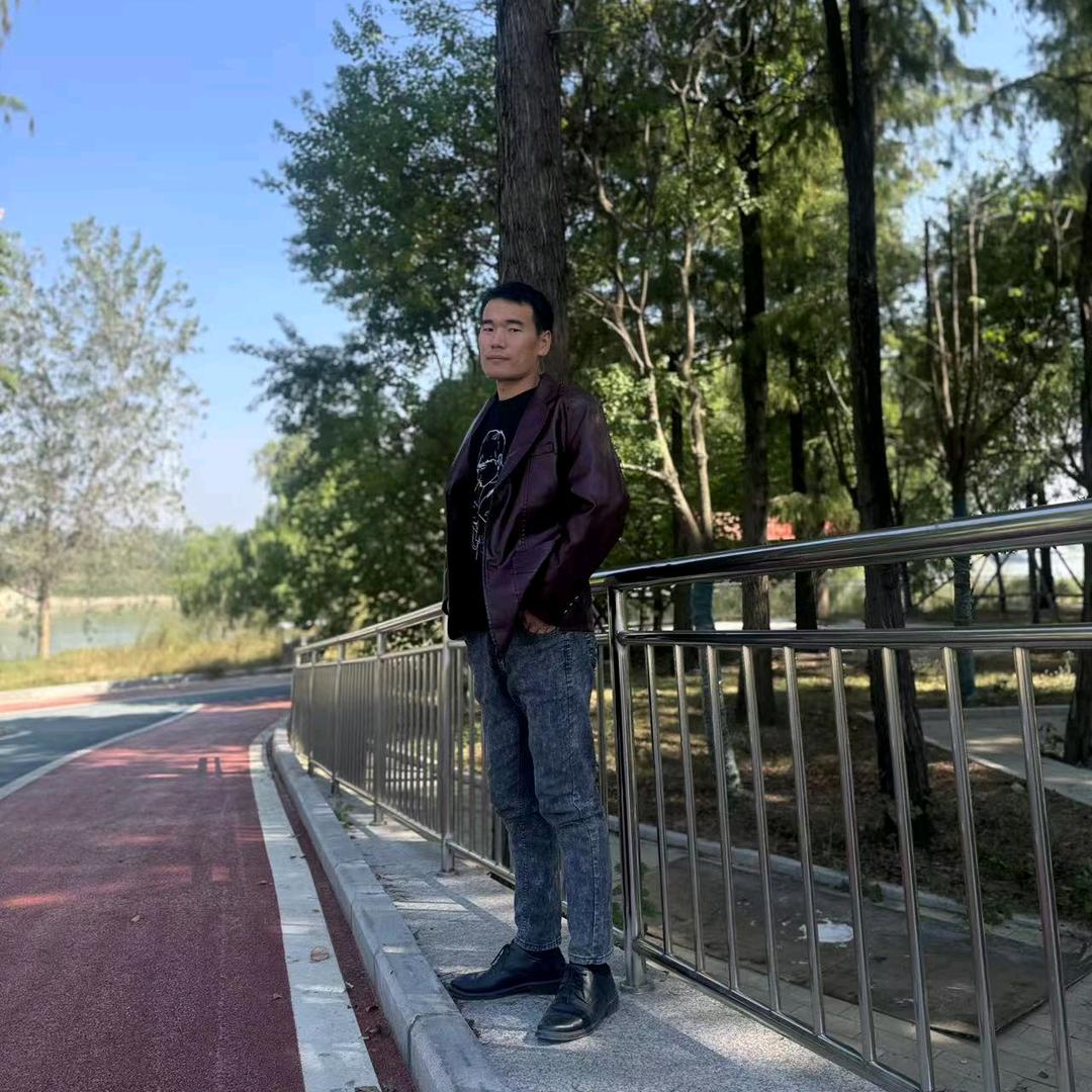 ✧＼\ ٩( ‘㉨’ )و /／活在当下