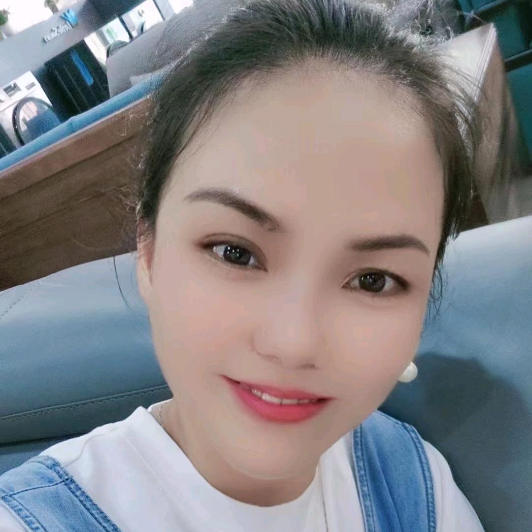 亿嘉家具老板娘