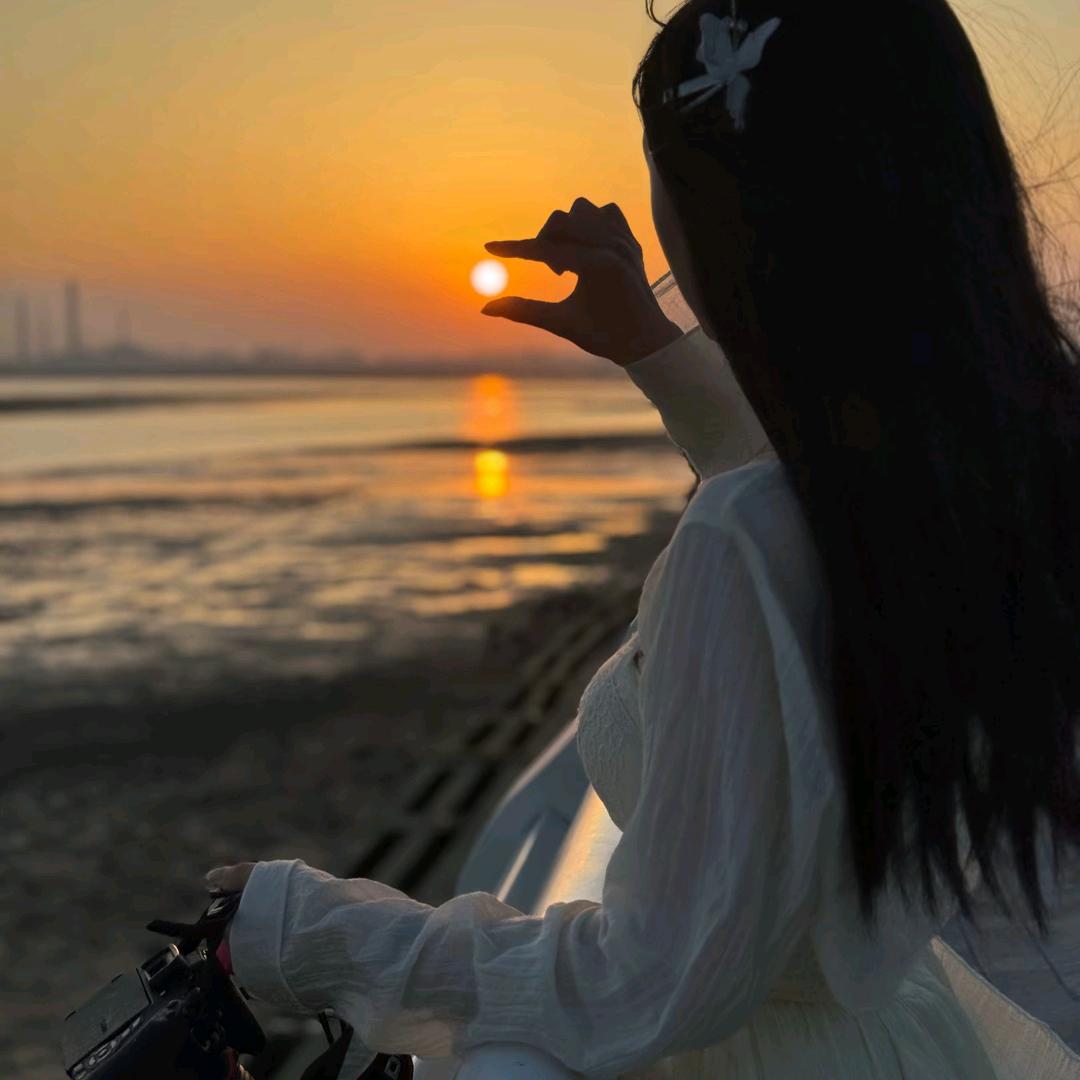 别捏我脸蛋