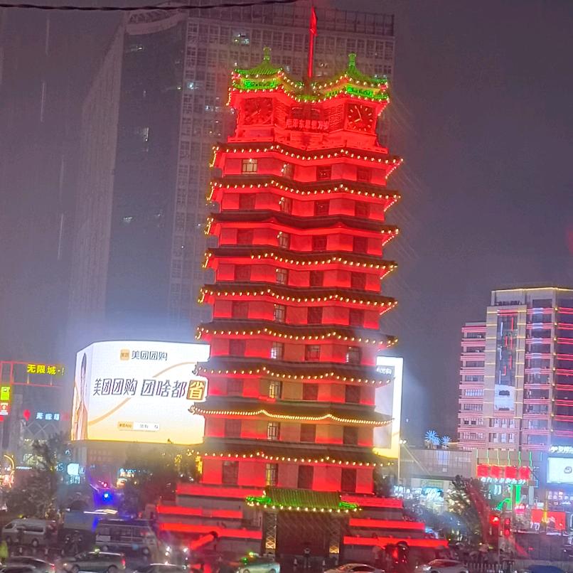 市场上的小河