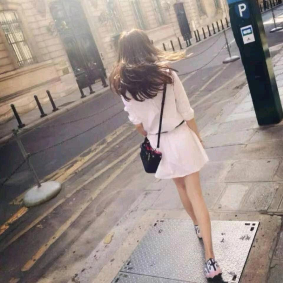 跑调妹