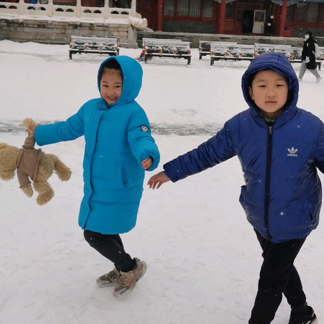 唐朝唐韵兄妹俩