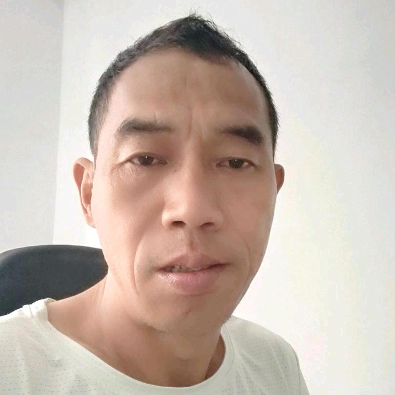 快乐伟伟