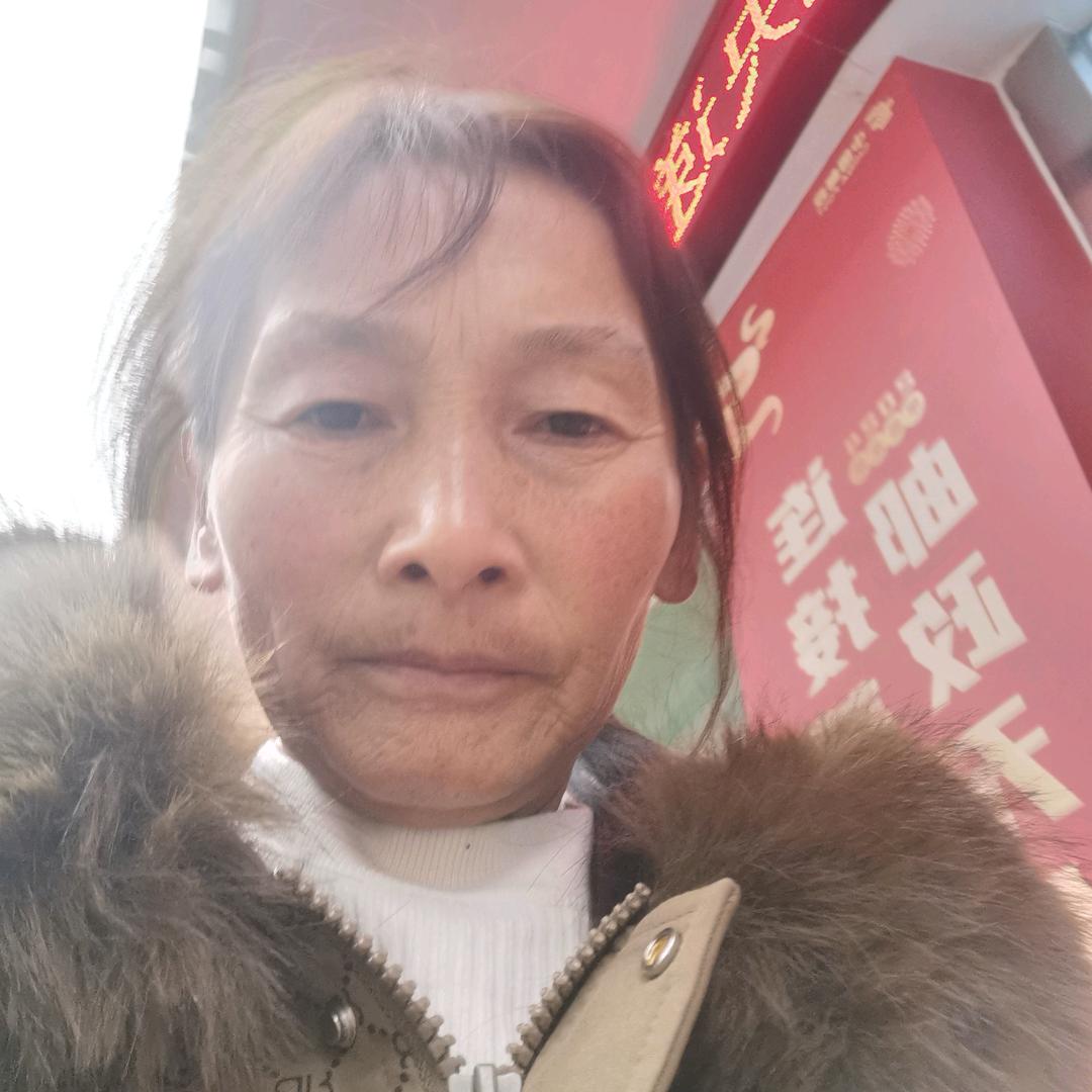 吴玉认识｝zsZzaz（HzZi）霞”