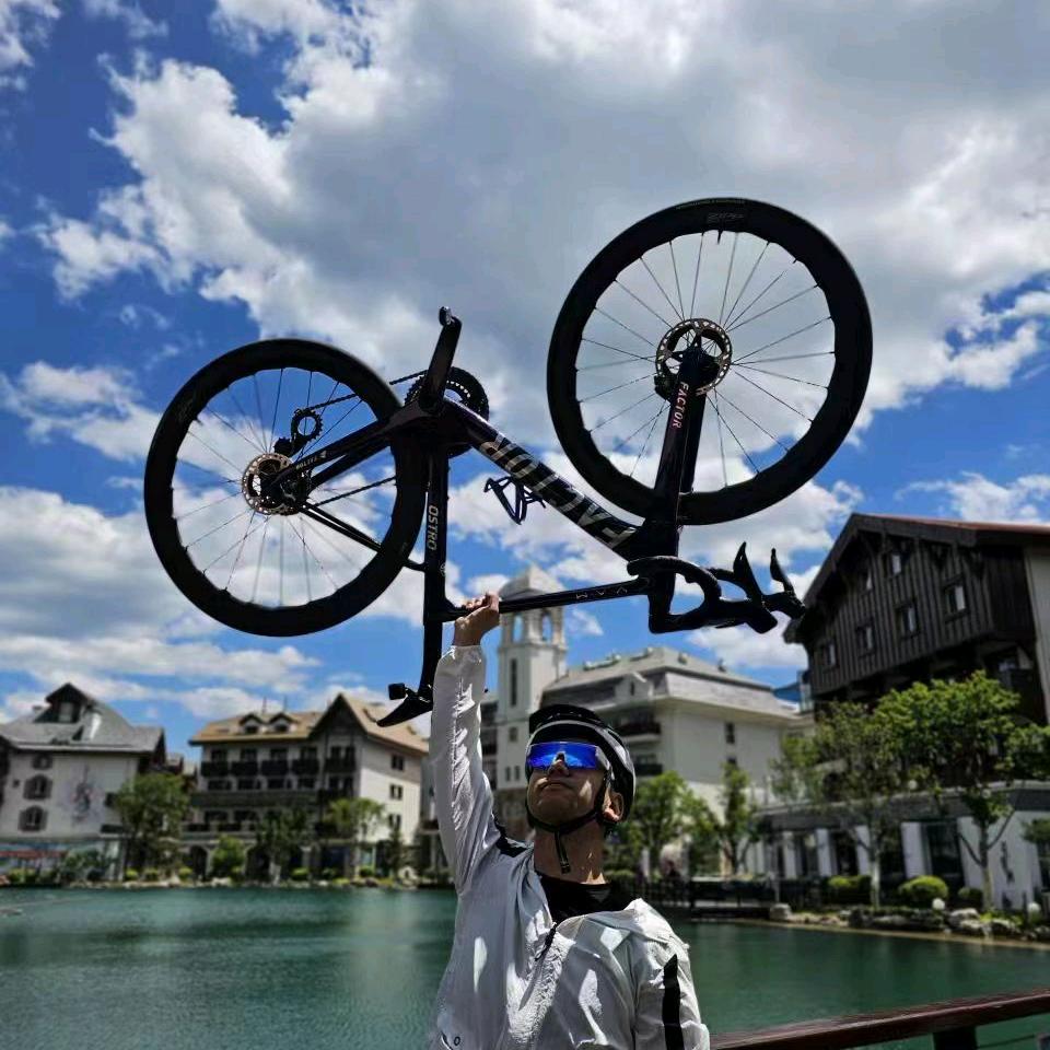 王捶捶（骑行版）