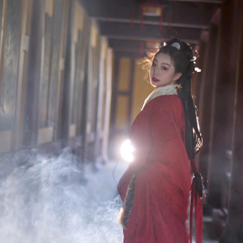 柳烨汉服妆造旅拍（宝莲寺店）