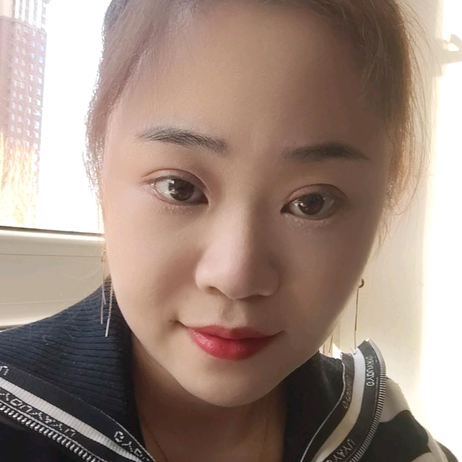 韩小小服饰店