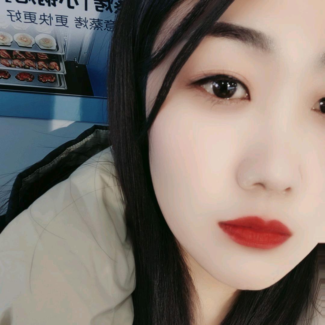 柒月