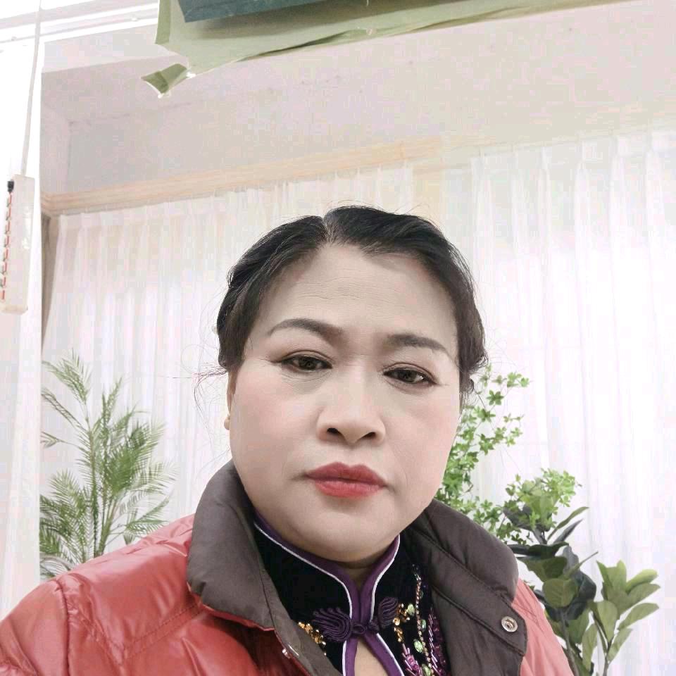 五个孩子的奶奶就是蓝天白云豆