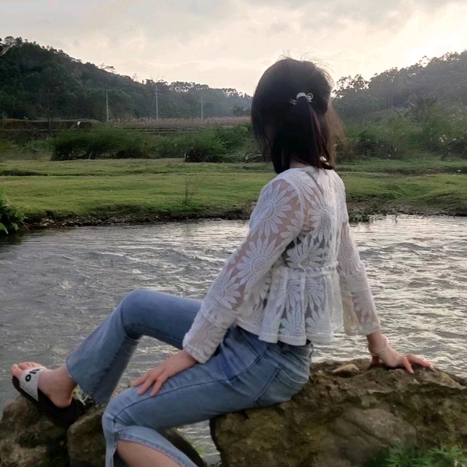 @💋এ᭄小ꦿ꯭ꫛ燕子꧔