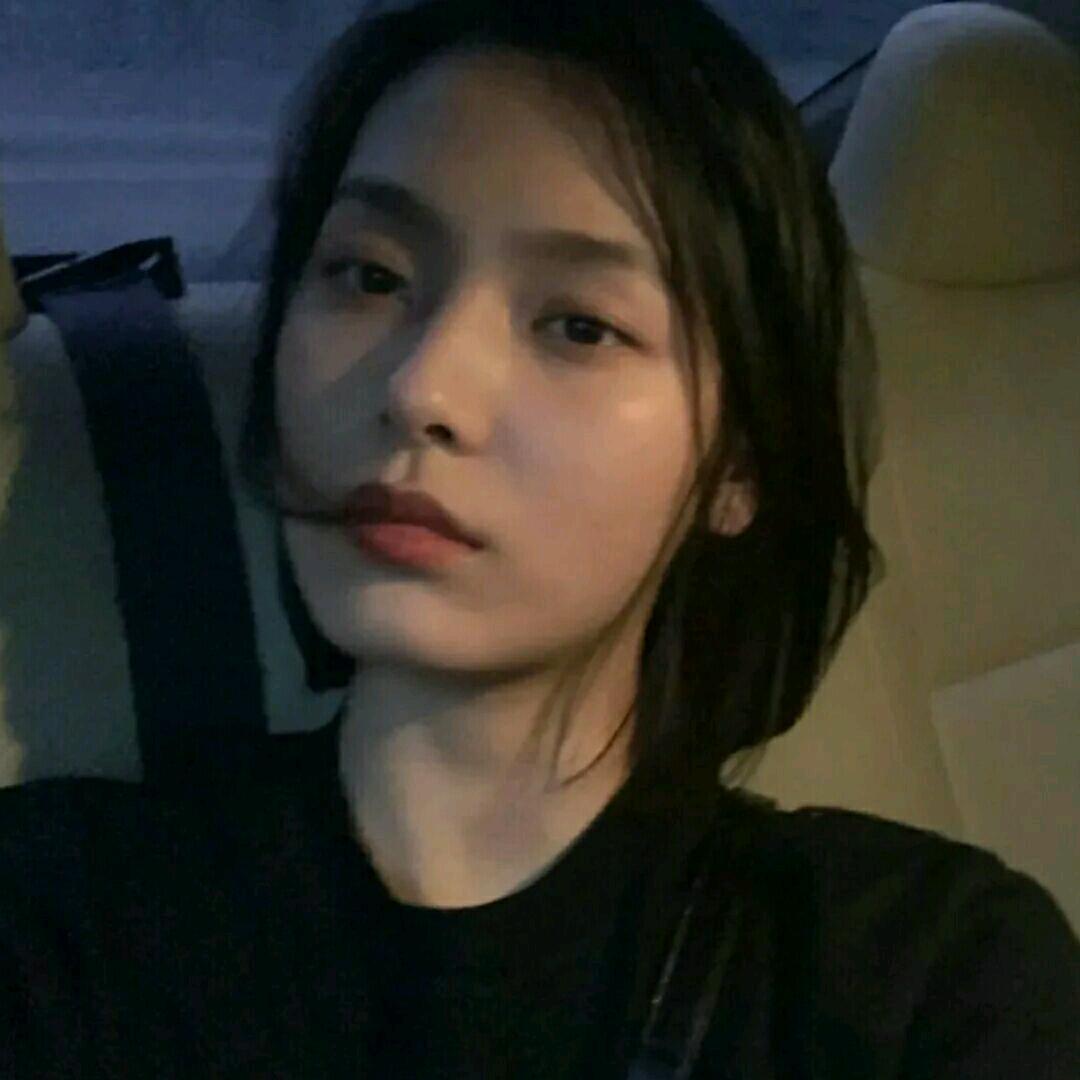 小h.