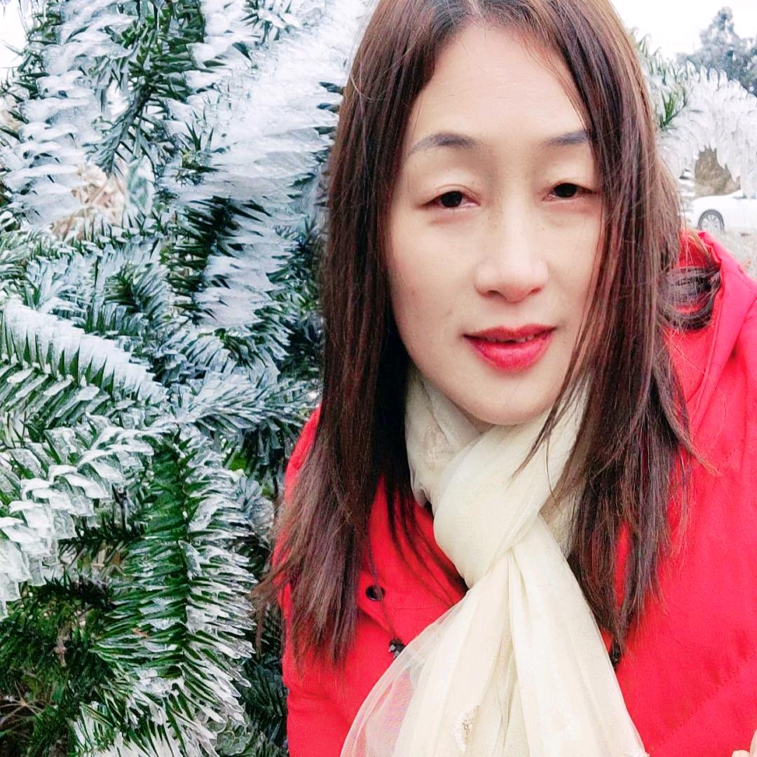 蓝魅童（568）早上9点开播